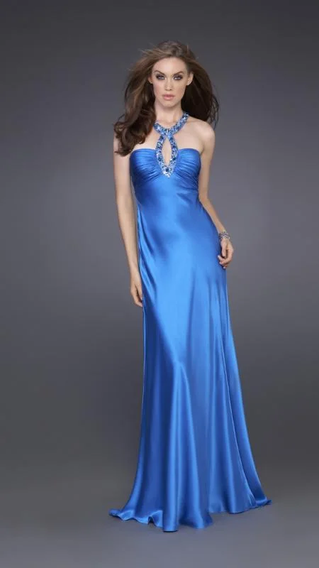 Deal Mania La Femme - 15578 Distinctively Embellished Neck Strap Sheath Gown