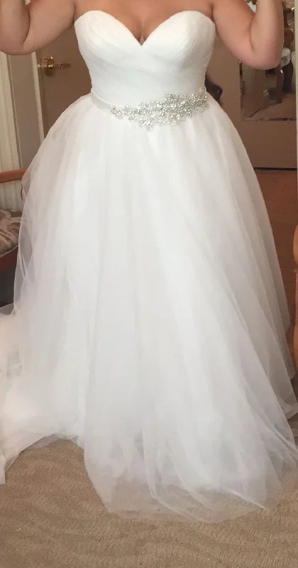 Discount Mania Allure Bridals