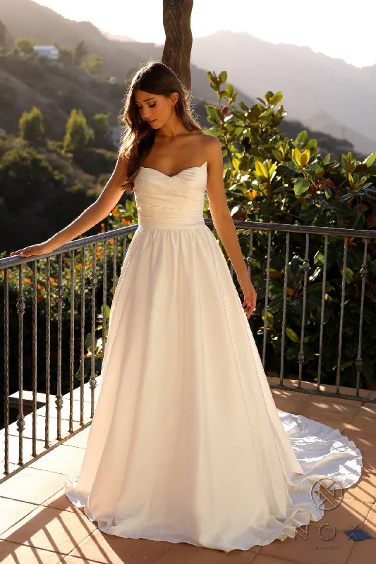 Price Reduction Strapless A-line Wedding Gown by Nox Anabel JE1002