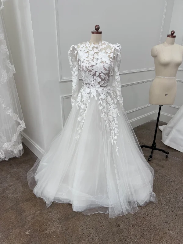 Closeout Pronovias Fayette