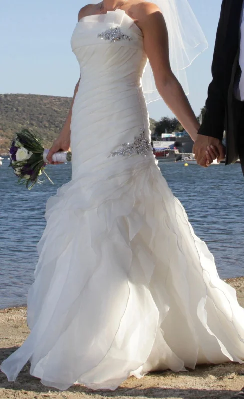 Quick Sale Allure Bridals
