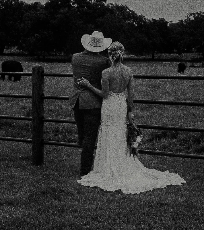 Great Deals Allure Bridals 02189508