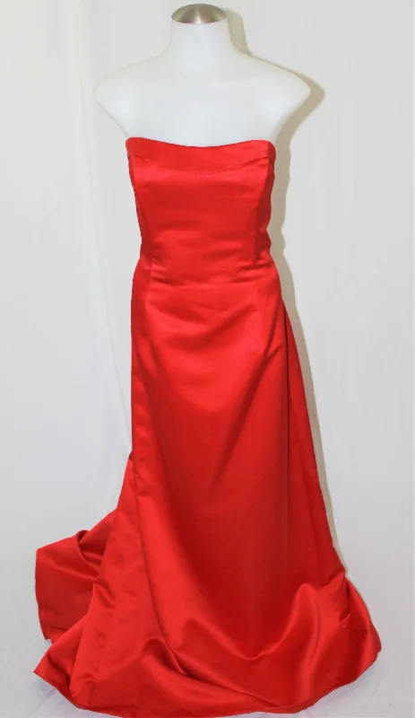 Bargain Bin David's Bridal VEN Style/81026Ruby