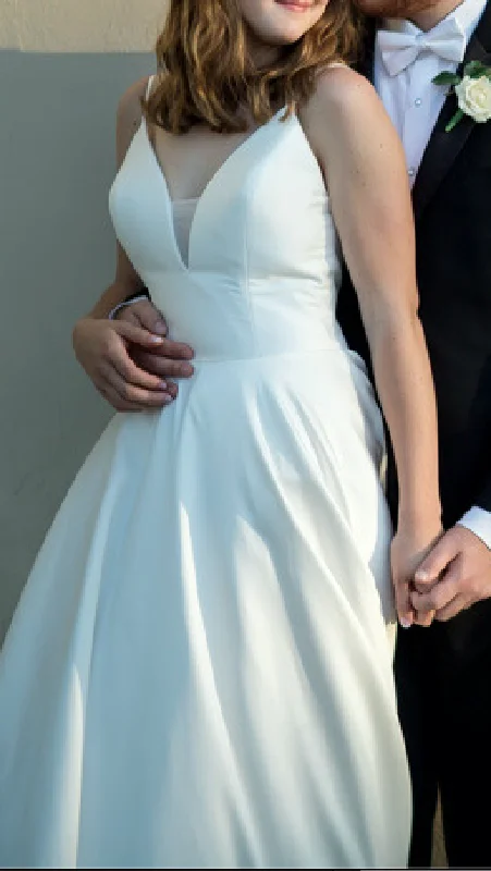 Factory Direct Sale Allure Bridals