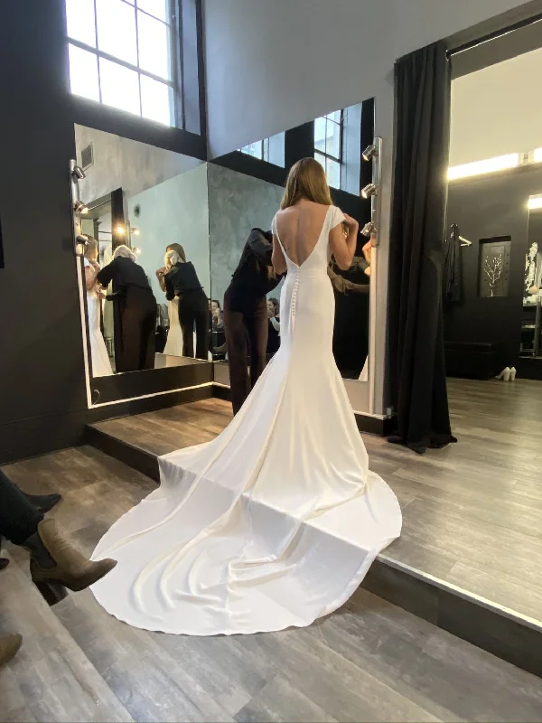 Lowest Price Pronovias Anitra