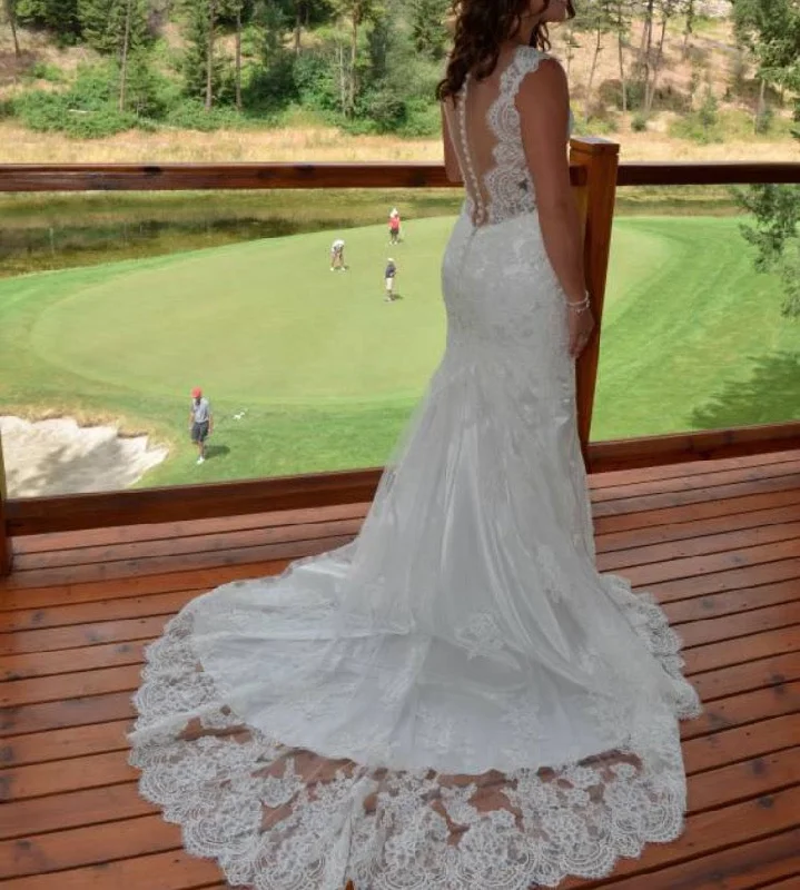 Crazy Deals Allure Bridals 121243- High Lace