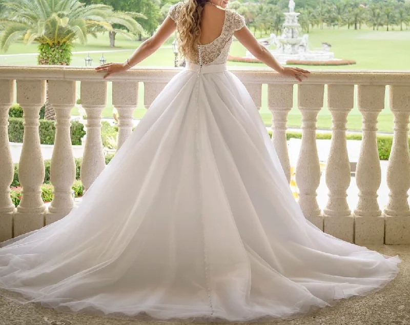 Closeout Sale Allure Bridals 109100