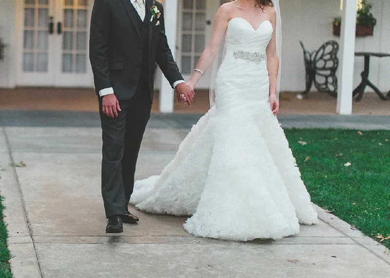Huge Discounts Allure Bridals