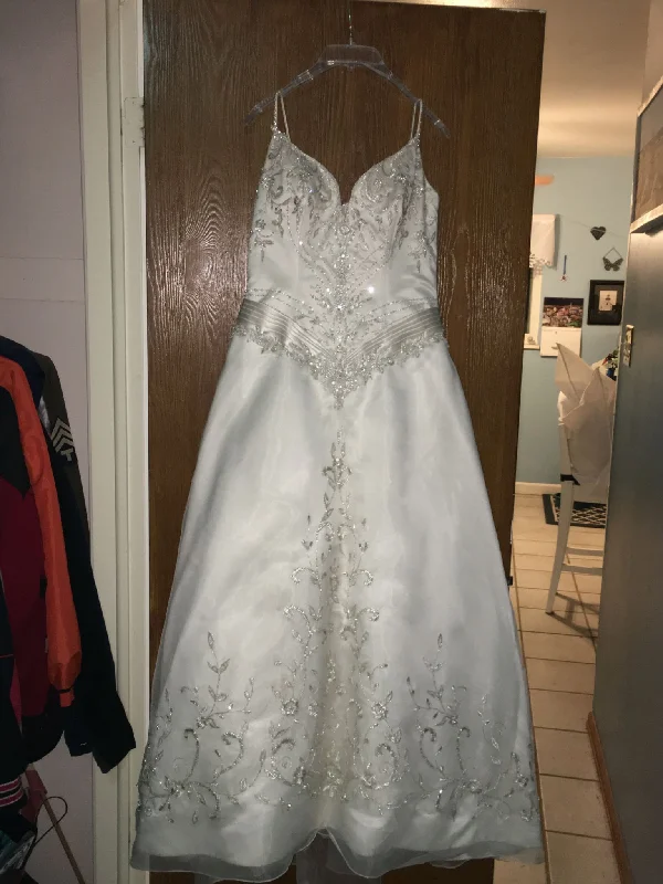 Referral Discount Allure Bridals #10/897962
