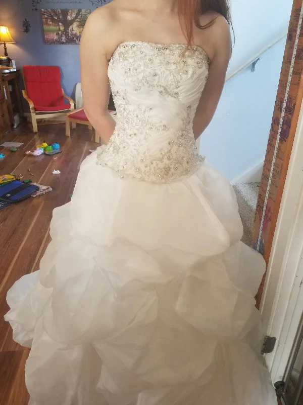 Special Offer Allure Bridals 10/897962