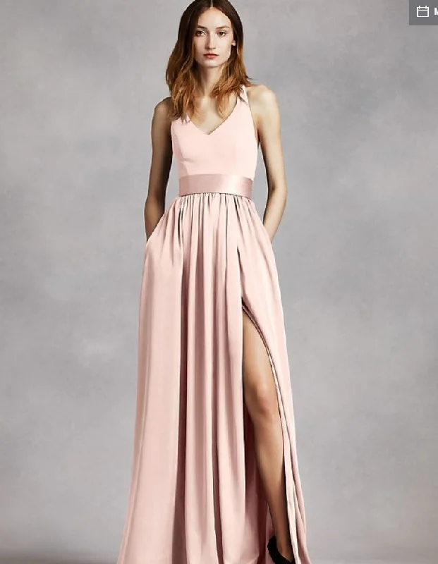 Discount Days Vera Wang White V Neck Halter Gown with Sash
