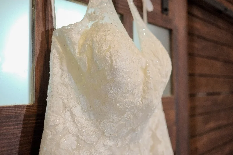 One-DAY Sale Oleg Cassini CWG955