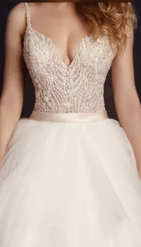 Huge Savings Allure Bridals 9425