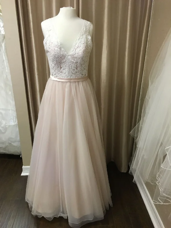 Year-End Clearance Allure Bridals