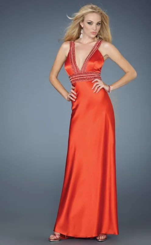 Epic Deals La Femme Gigi - 13580 Halter Plunging Jewel Evening Dress