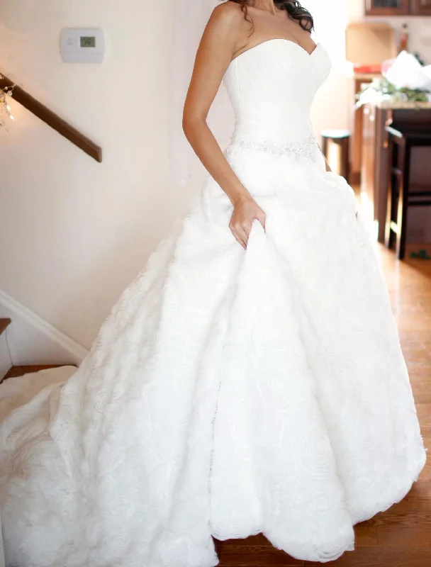 Savings Event Allure Bridals