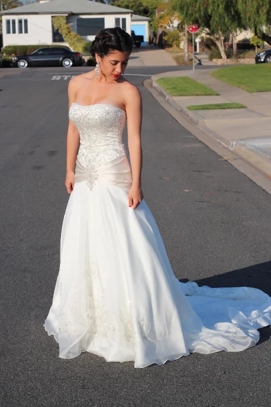 Must-Have Deals Allure Bridals