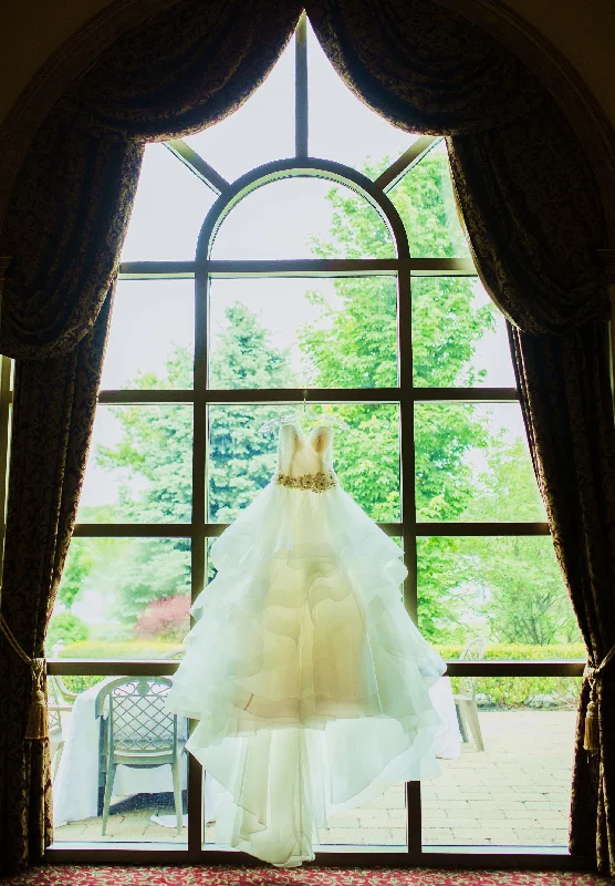 Major Savings Allure Bridals