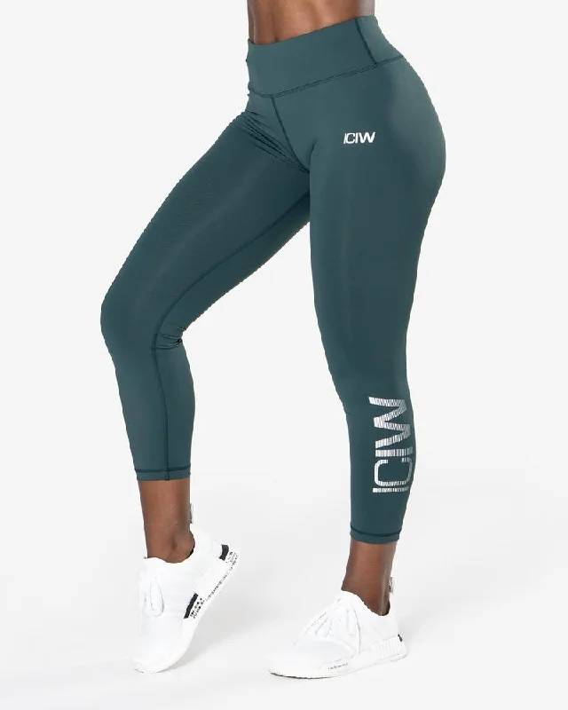 Huge Savings ICIW Classic Tights 7-8 - Hunter Green