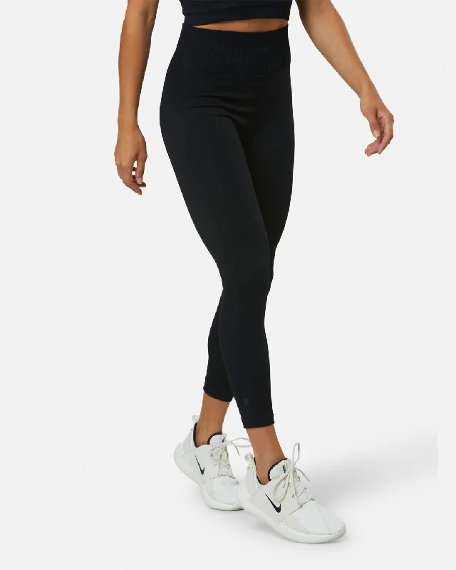 Mega Sale Lotus Chevron 7/8 Legging in Black