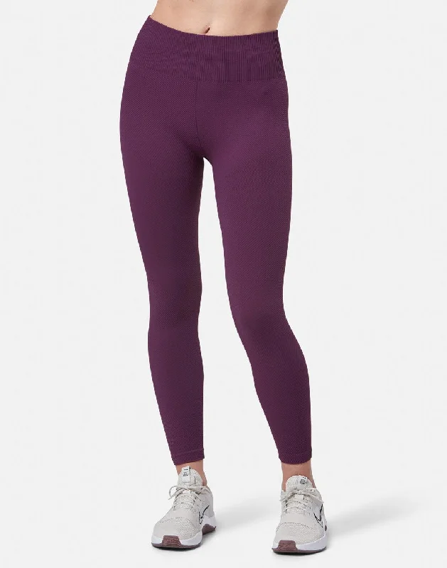 Bonus Savings Lotus Chevron 7/8 Legging in Sangria