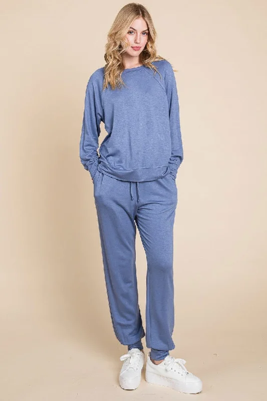 Today’s Deal Super Lady Round Neck Raglan Sleeve Top and Pants Lounge Set