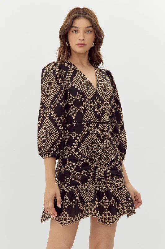Super Deal POPPY EMBROIDERED MINI DRESS