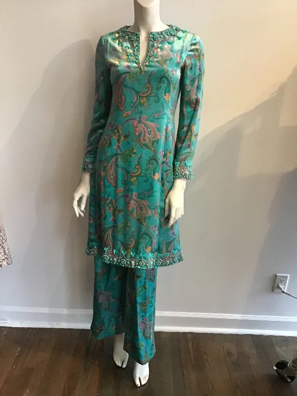 Great Deals 1960's Aqua Paisley Silk Printed  Velvet with beading  2pc Ensemble -size5/6