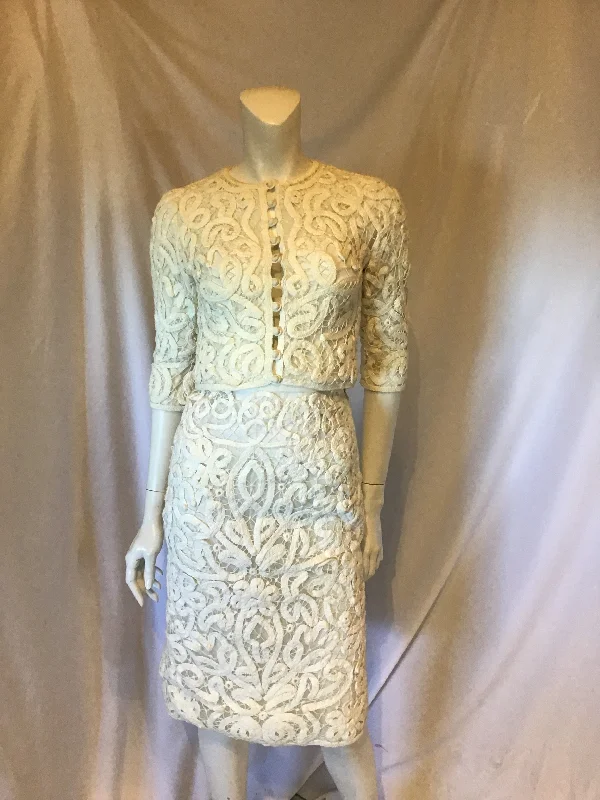 Super Bargain 1960s Two Piece Cream Tape Lace Suit size 2/4